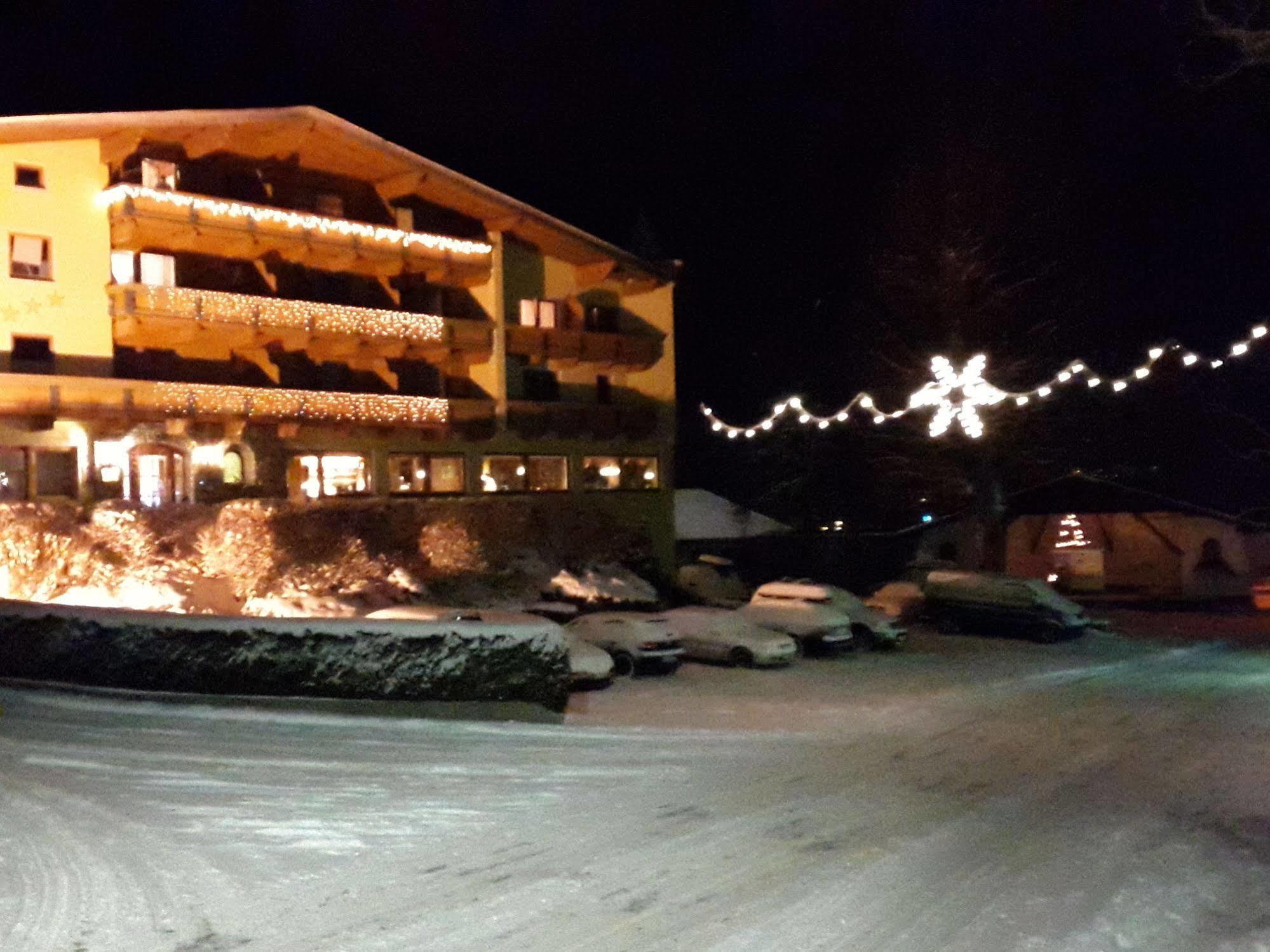 Hotel Gasthof Jaeger Zillertal Schlitters Dış mekan fotoğraf
