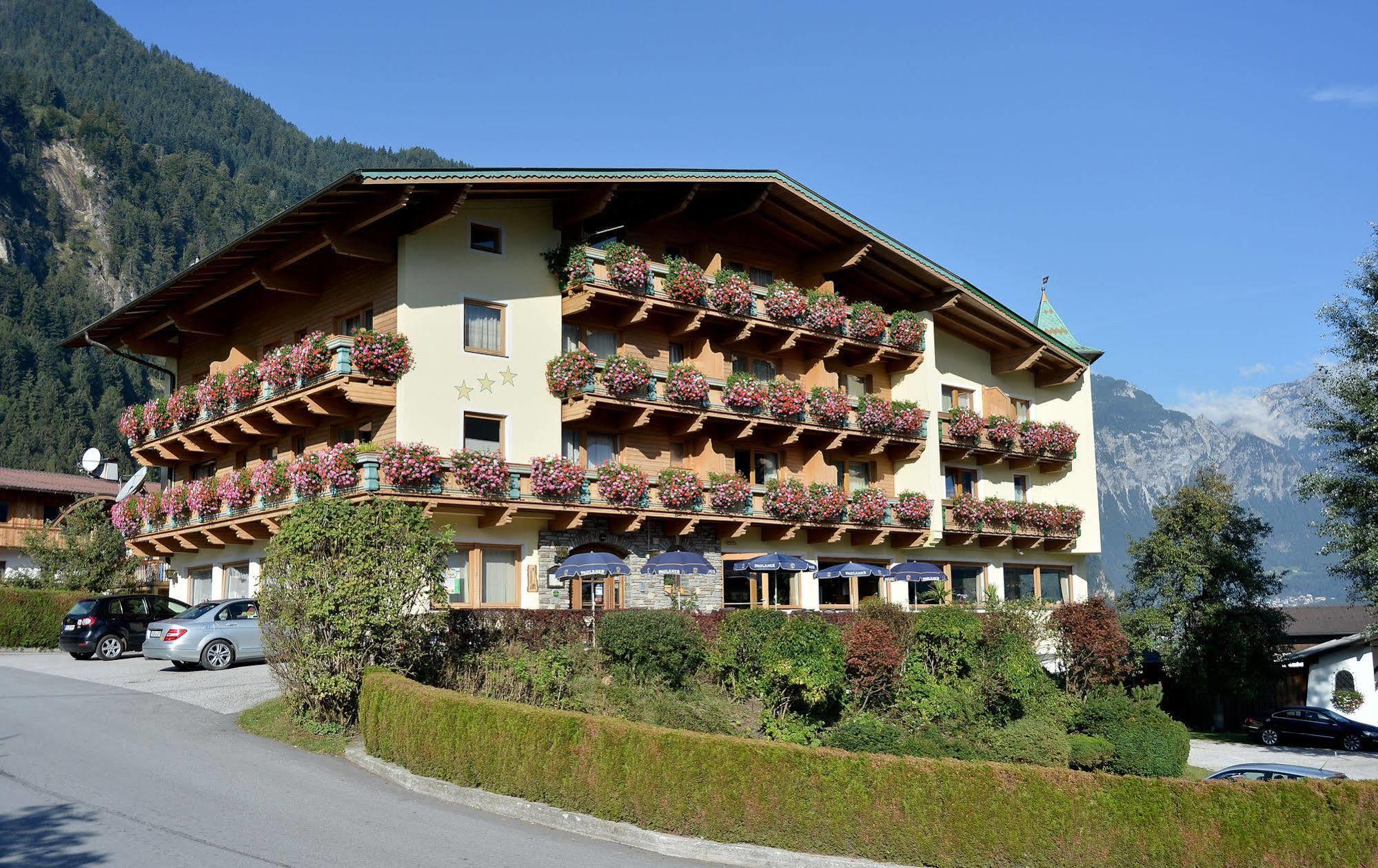 Hotel Gasthof Jaeger Zillertal Schlitters Dış mekan fotoğraf