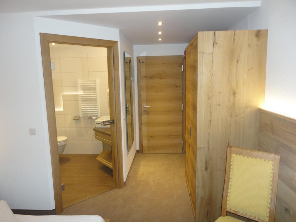 Hotel Gasthof Jaeger Zillertal Schlitters Oda fotoğraf